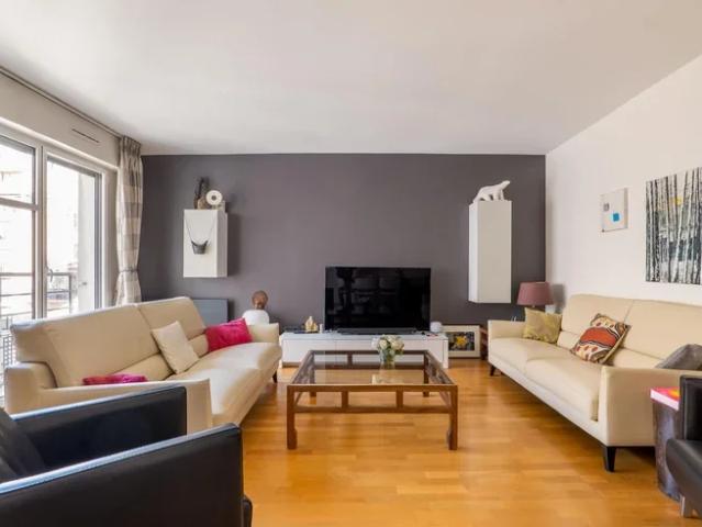 Location Appartement Place Paul Verlaine, Paris