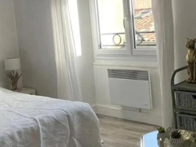 Location Appartement Place Pey Berland, Bordeaux