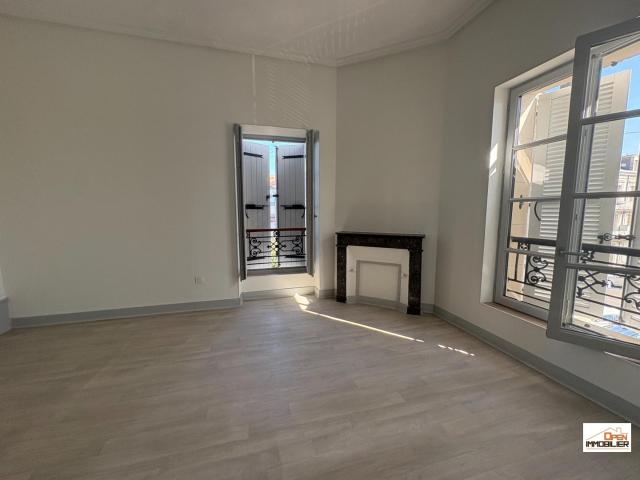 Location Appartement Place Plumancy, Périgueux