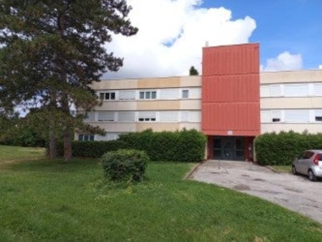 Location Appartement Place Robert Marcelpoil, Ambérieu en Bugey
