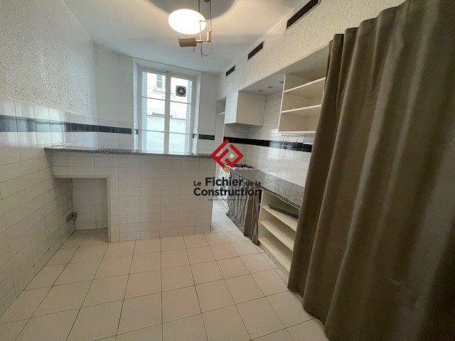 Location Appartement Place Robert Schuman, Grenoble
