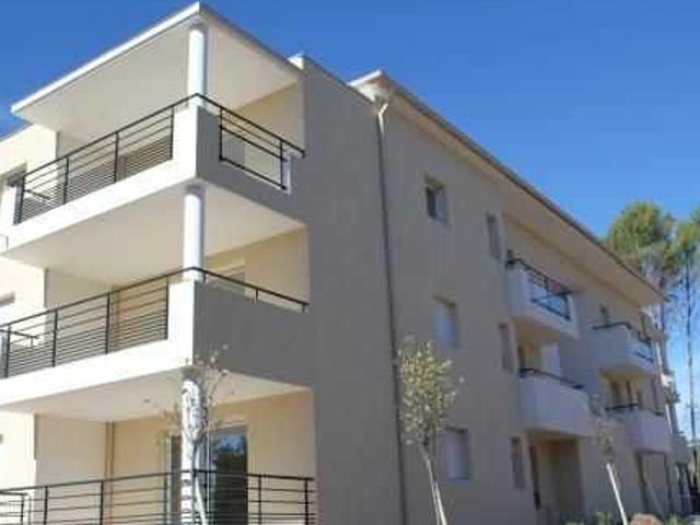 Location Appartement Place San Peïre, Roquebrune sur Argens