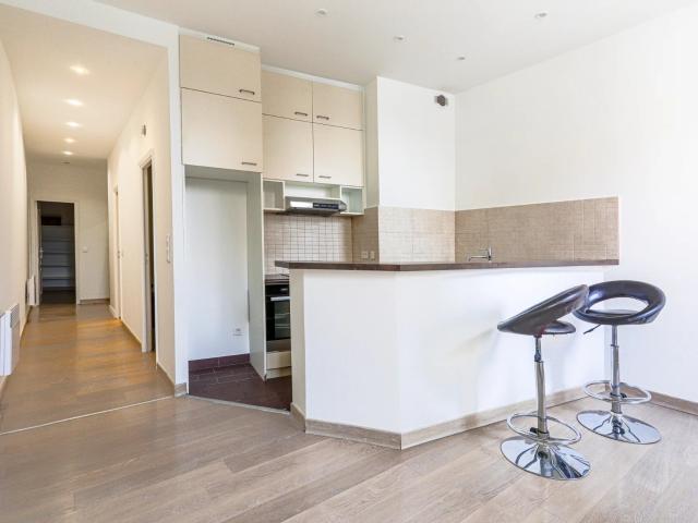 Location Appartement Place Saint François, Nice