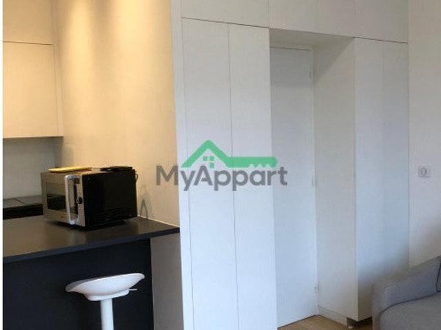 Location Appartement Place Saint Georges, Paris