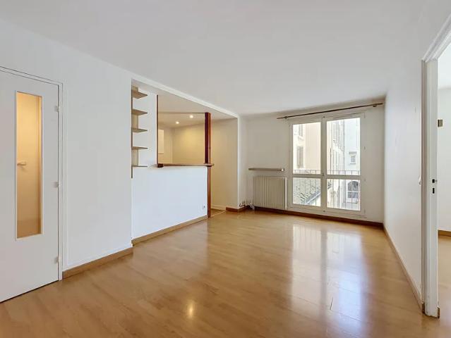 Location Appartement Place Saint Louis, Garches