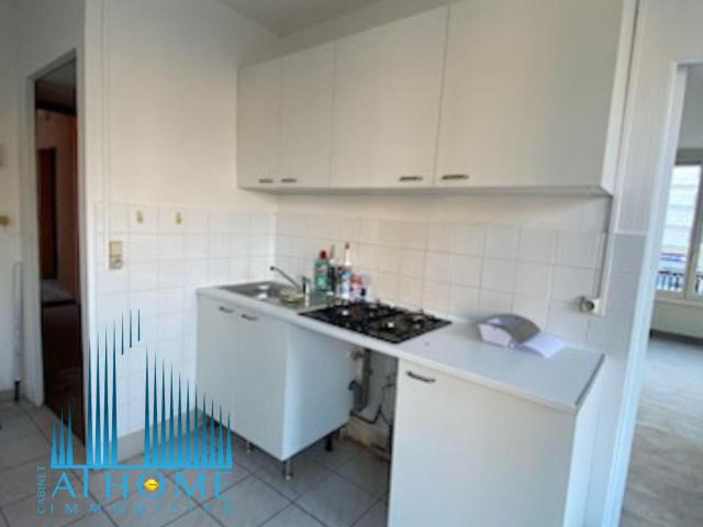 Location Appartement Place Saint Pierre, Saint Chamond