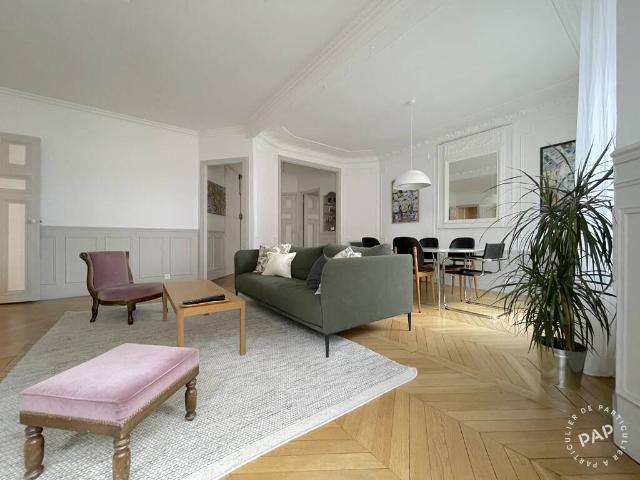 Location Appartement Place Sarrail, Courbevoie