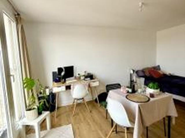 location appartement proche gare 1 pièce 26 m2 aube 10000 505 €