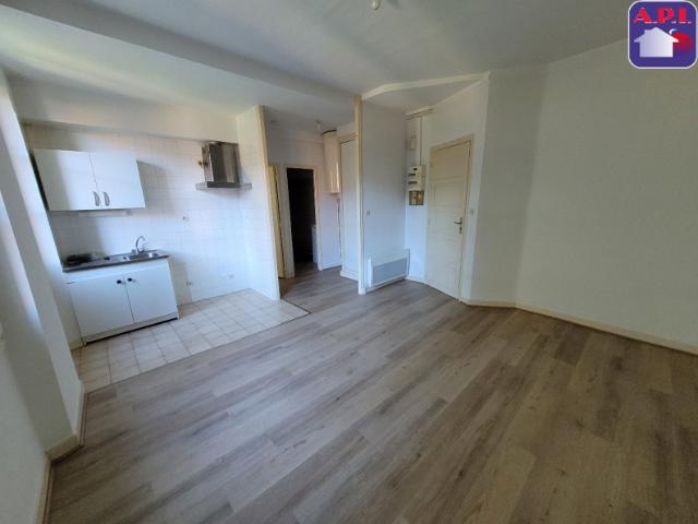 Location appartement Prat bonrepaux, 31m² 2 pièces 360€ Ariège Page detail.htm