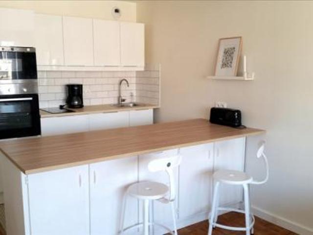 location appartement puteaux 1 pièce 34 m2 hauts de seine 92800 1090 € / mois