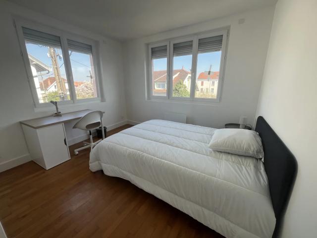 Location Appartement Quai Nicolas Rolin, Dijon