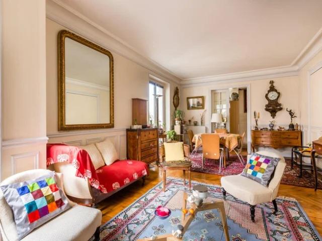 Location Appartement Quai aux Fleurs, Paris