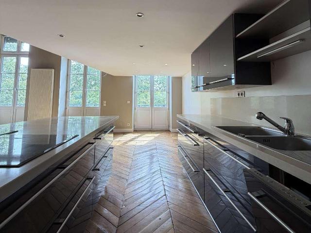 Location Appartement Quai André Lassagne, Lyon