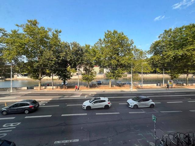 Location Appartement Quai Arloing, Lyon
