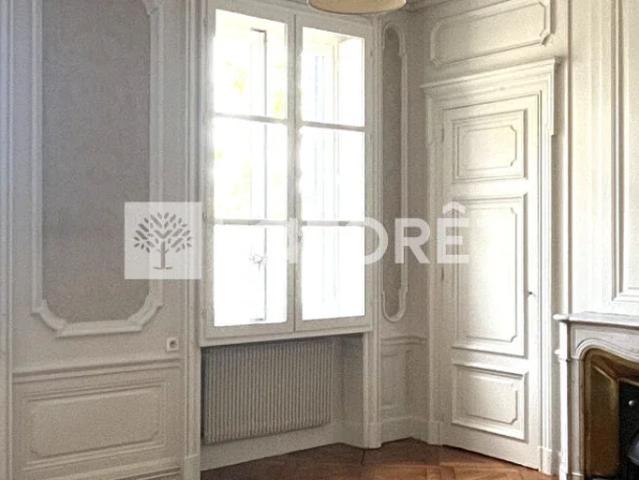 Location Appartement Quai du Docteur Gailleton, Lyon