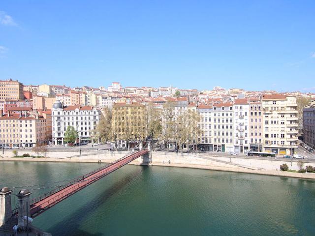 Location Appartement Quai de Bondy, Lyon