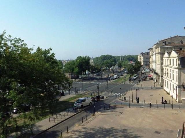 Location Appartement Quai des Chartrons, Bordeaux
