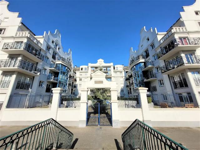 Location Appartement Quai des Chevillards, Lille