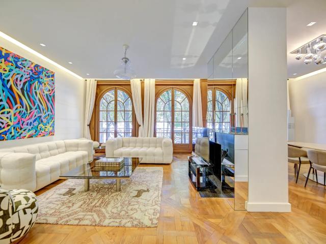 Location Appartement Quai d'Orsay, Paris