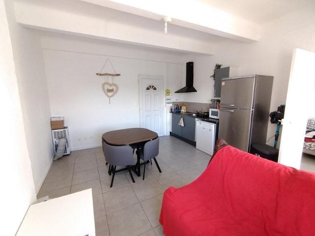 Location Appartement Quai Émile Grenier, Toulon