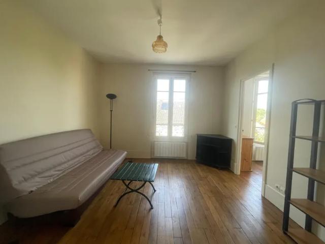 Location Appartement Quai Hippolyte Rossignol, Melun