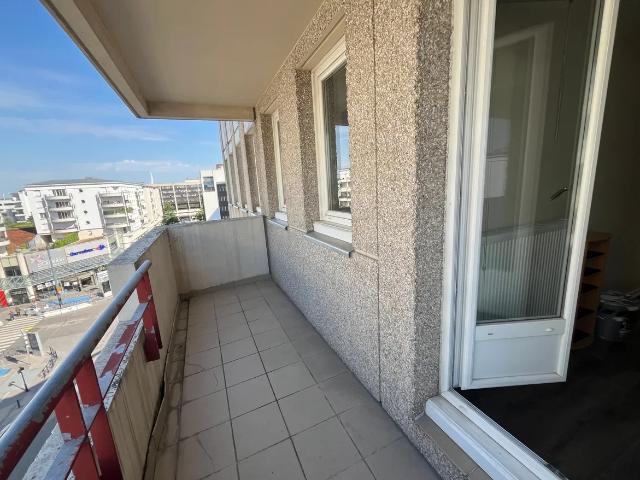 Location Appartement Quai Jean Renoir, Montigny le Bretonneux