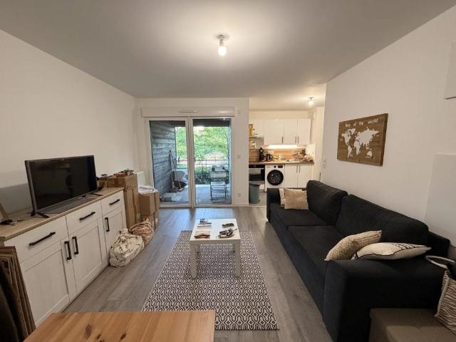 Location Appartement Quai Paul Bert, Tours