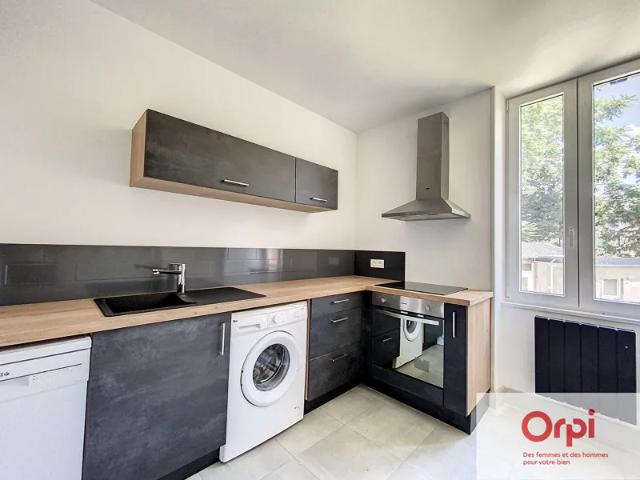 Location Appartement Quai Rouget de Lisle, Montluçon