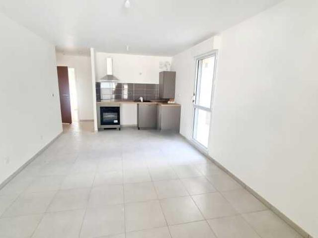 Location Appartement Quai Saint Laurent, Orléans