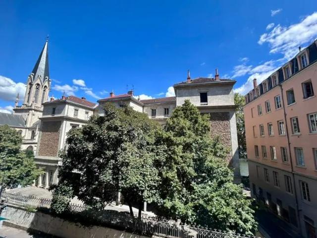 Location Appartement Quai Tilsitt, Lyon