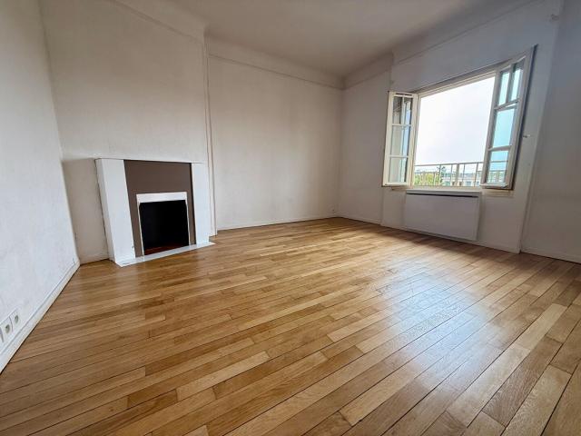 Location Appartement Quai Voltaire, Dammarie les Lys