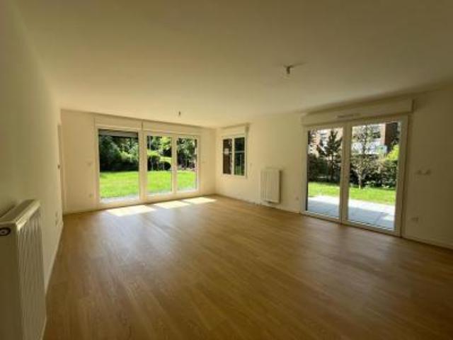 location appartement quievrechain 3 pièces 64 m2 nord 59920 1115 € / mois