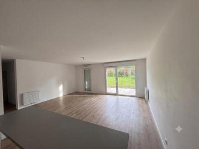 location appartement rennes 3 pièces 83 m2 ille et vilaine 35000 971 € / mois