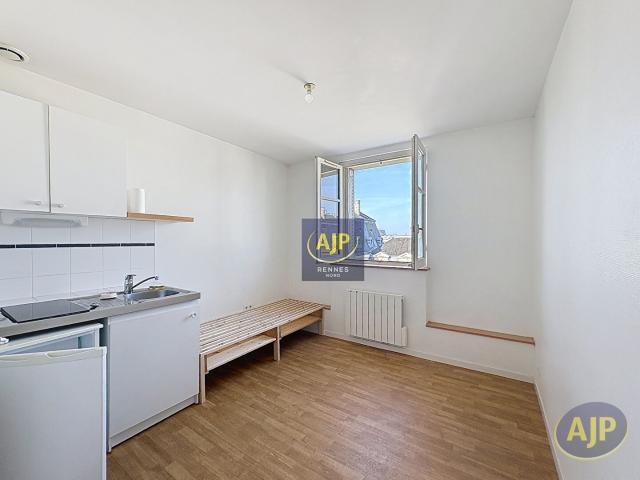 Location appartement Rennes: 412 € AJP Immobilier Rennes Nord