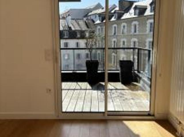 location appartement rennes 5 pièces 135 m2 ille et vilaine 35000 2500 € / mois