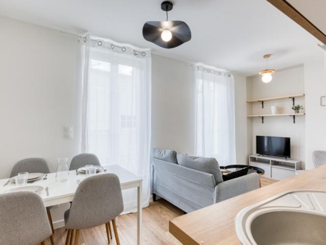 Location Appartement Rénové Meublé – Paris 11ème