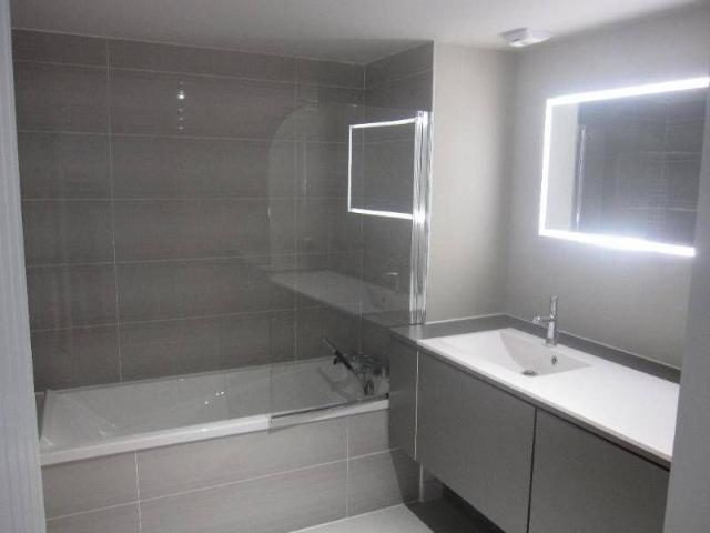 Location appartement récent 3 pièces 68.53 m² à Lattes 34970