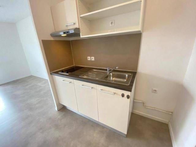 Location appartement récent 1 pièce 25 m² à Montpellier 34000
