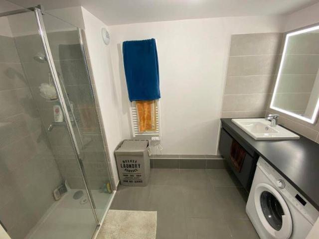 Location appartement récent 2 pièces 45.6 m² à Castelnau le Lez 34170
