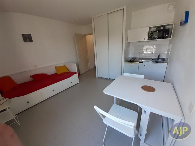 Location appartement Redon: 330 € AJP Immobilier Redon
