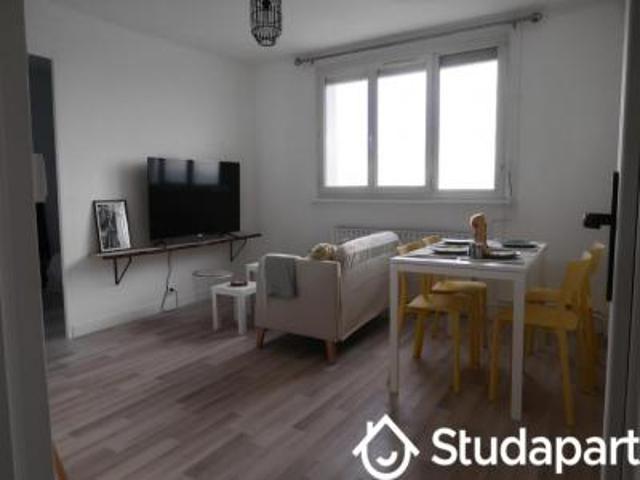 location appartement reims 1 pièce 11 m2 marne 51100 465 € / mois