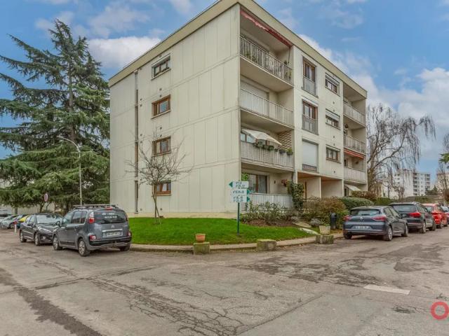 Location Appartement Résidence de la Croix Blanche, Chilly Mazarin