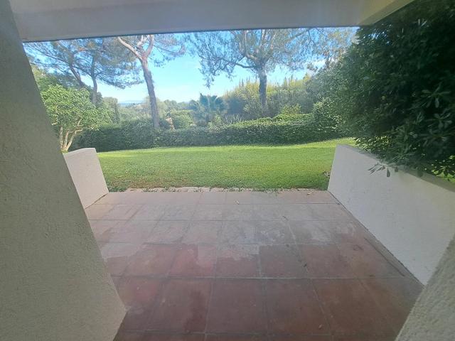 Location Appartement Résidence les Terrasses sous les Pins, Villeneuve lès Avignon