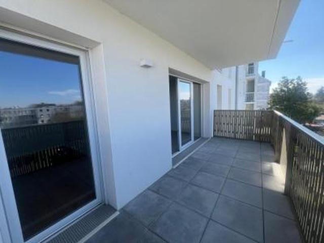 location appartement reze 3 pièces 66 m2 loire atlantique 44400 833 € / mois