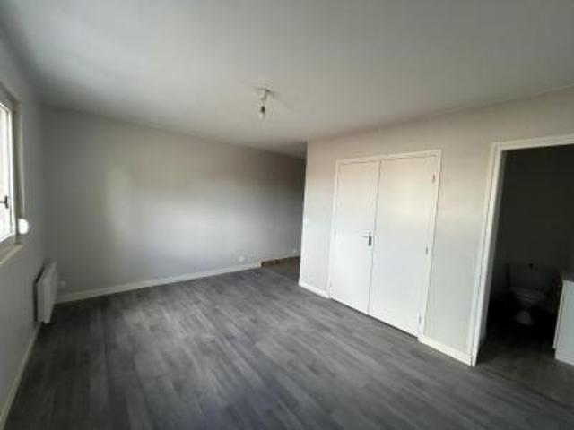 location appartement riorges 1 pièce 23 m2 loire 42153 304 € / mois
