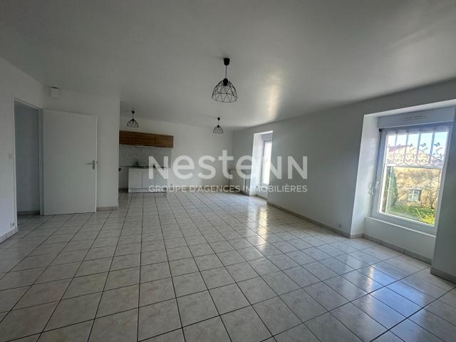 Location Appartement Rond Point de la République, Locminé
