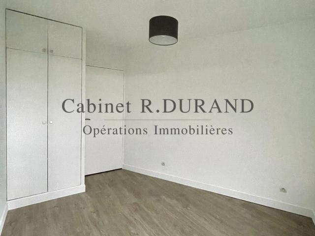 Location Appartement Rond Point de l'Aube, Cergy