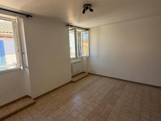Location Appartement Rond Point de l'Oliveraie, Martigues