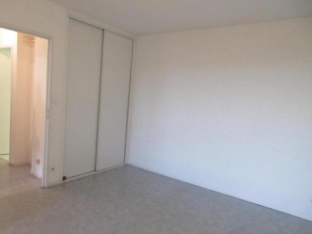 Location Appartement Rond Point des Palmes Académiques, Perpignan