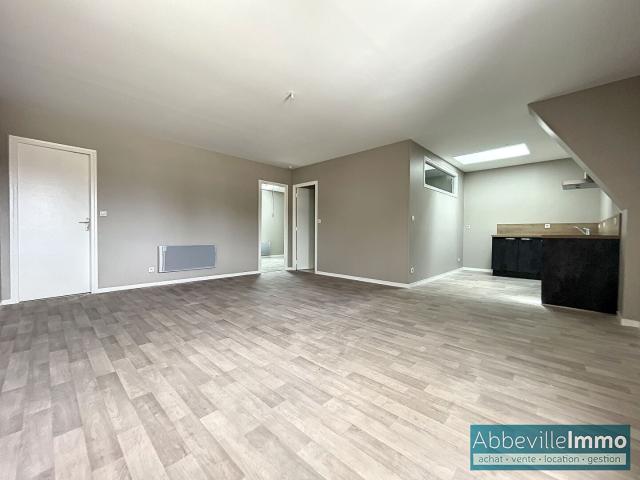 Location Appartement Rond Point Parking Gare, Abbeville